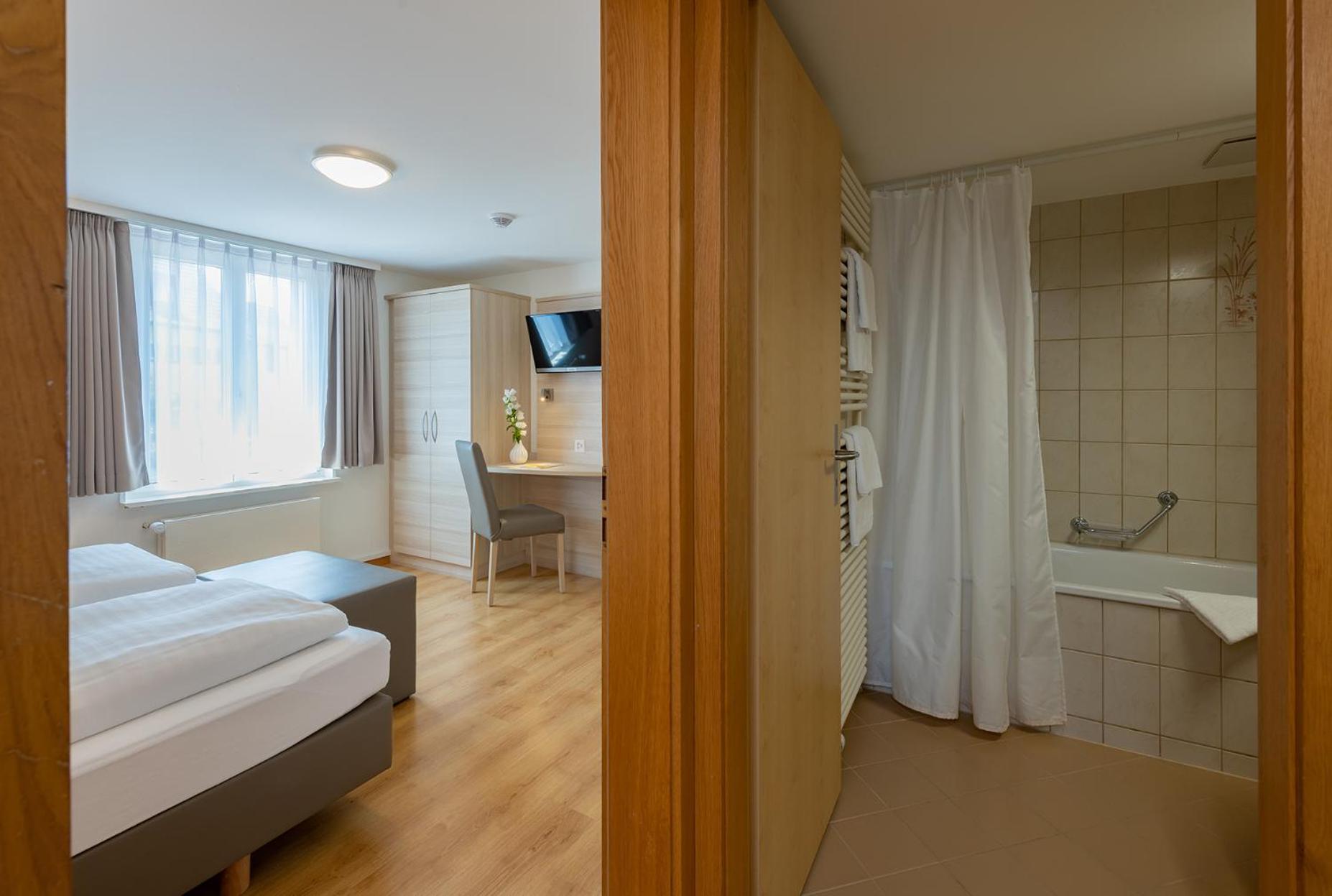 Wittenbach Hotel Garni Roessli מראה חיצוני תמונה