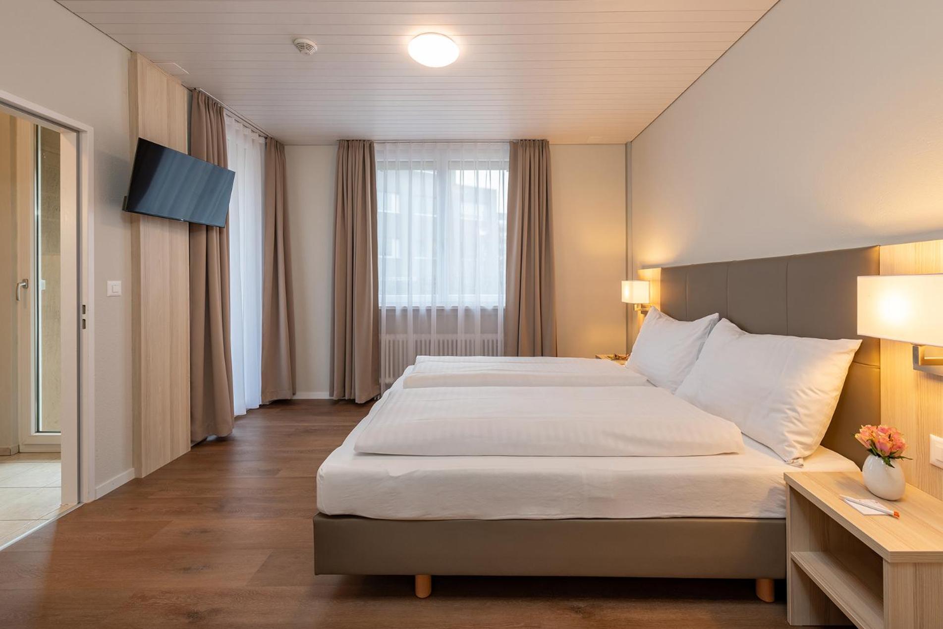 Wittenbach Hotel Garni Roessli מראה חיצוני תמונה