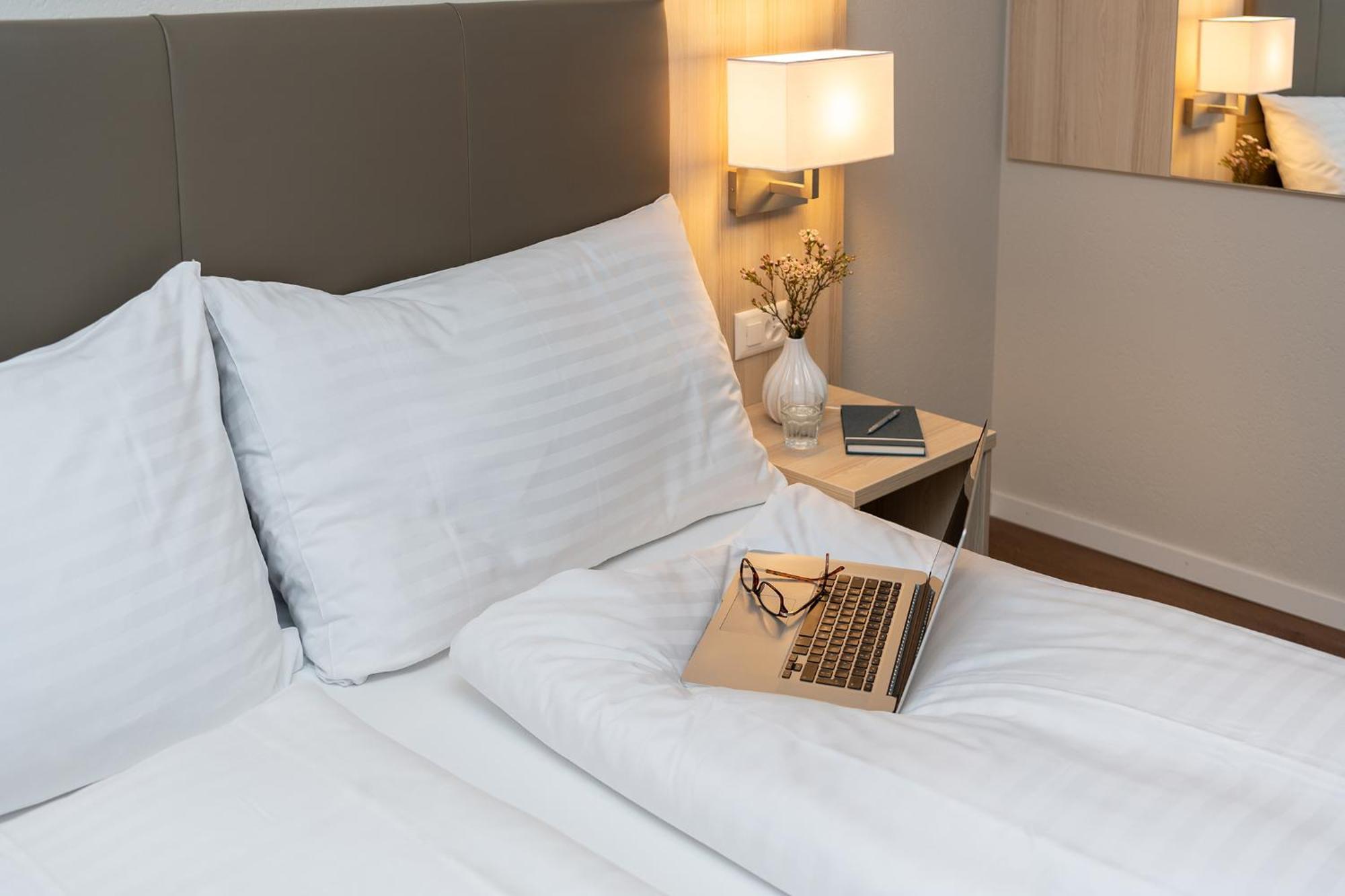 Wittenbach Hotel Garni Roessli מראה חיצוני תמונה